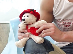 Трое парней устроили гей групповуху