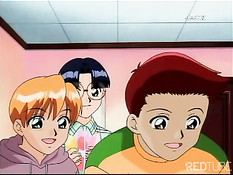 Смазливой милашке очень нравятся мальчики