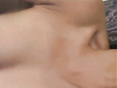 Огромный чёрный член трахнул двух девок