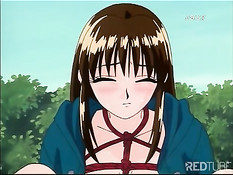 Молодые люди занимаются грязным сексом