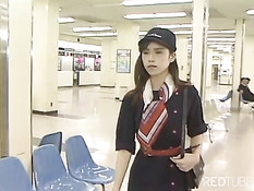 Сексуальные услуги горячей японской стюардессы