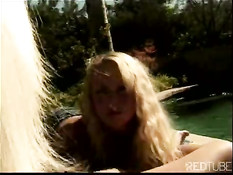 Блондинки ласкают свои прекрасные тела