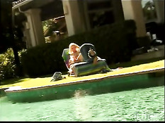 Блондинки ласкают свои прекрасные тела