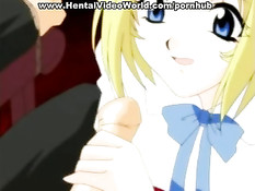 Он прерывает лесбийские оргии девочек