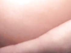 Сексуальную брюнетку отодрали раком