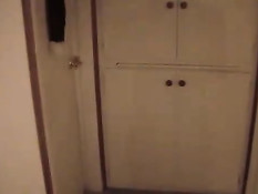 Девушки делают это при помощи страпона