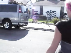 Снял себе шлюху на городских улицах