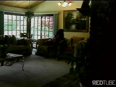 Большие чёрные сиськи возбуждённой негритянки