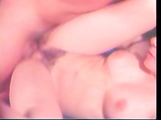 Молодой морячок трахает сочную брюнетку