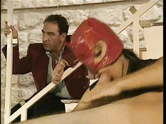 Фетиш в масках с анальным сексом и фистингом