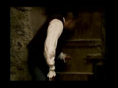 Непристойная девка получает член в жопу