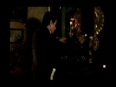 Непристойная девка получает член в жопу