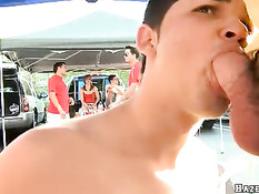 Гей игры в студенческом кампусе