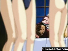 Хентай студентка показывают свои молодые сиськи