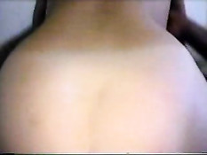 Молодой негр трахает зрелую белую женщину