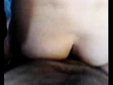 Зрелая блондинка сосала мужику член в автобусе