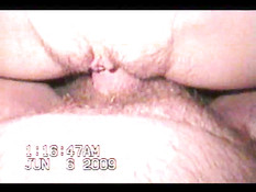 Жена играющая со своей пиздой снятая крупным планом