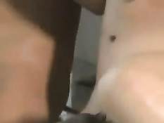 Чёрный парень жахает двух симпатичных азиаток