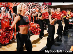 Эротические фотографии молоденьких спортивных болельщиц