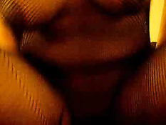 Хороший домашний минет от очкастой жены в чепце