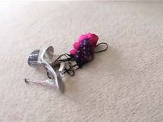 Молодую шалаву выебали чёрные мужики