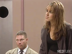 Доктор трахается с азиатской пациенткой