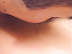 Классическая ебля с молодой японской милашкой