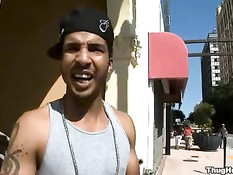 Молодого оттрахали в задницу в клубе