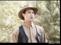 Ковбою делает очень приятно его чернявенький дружок