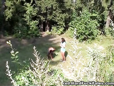 Эту красотку трахали сразу три мальчика