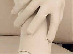 Пара полностью укутанная в чулок занимается любовью