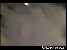 Сексуальные игры со стриптизёршей на сцене