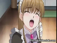 Хентай горничная мастурбирует во время работы