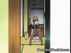 Хентай горничная мастурбирует во время работы