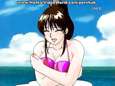 Мальчишки подглядывают за голой красивой девушкой