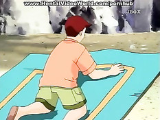 Мальчишки подглядывают за голой красивой девушкой