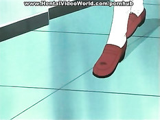 Привязанную к поводку девчонку принуждают к минету