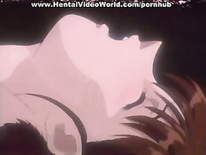 Девку трахают в ночном лесу возле палатки