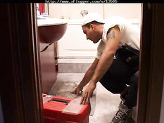 Пожилая женщина после кунилингуса сделала сантехнику минет