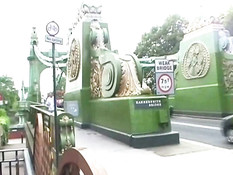 Апскирт во время мастурбации в общественном месте