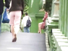 Апскирт во время мастурбации в общественном месте