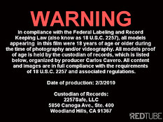 Мягкая кожа и мокрые киски двух молодых лесбиянок