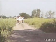 Два парня-бегуна решили передохнуть и заняться сексом