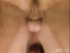 Католическому мальчику отсасывает член уборщик