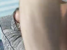 Любительская русская оргия с двумя молодыми симпатяжками