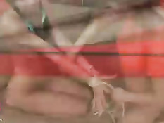 Везунчику достались две девчонки готовые в сексе на многое