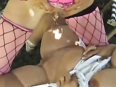 Секс втроём со зрелыми сиськастыми женщинами