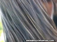 Мулатка Майя с большим кольцом в киске трахается с парнями