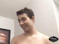 Любовники Барретт Лонг и Дэвид Уэст начинают процесс с минета