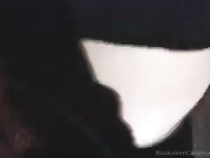 Девушка пришла на порно кастинг и сделала мужику минет